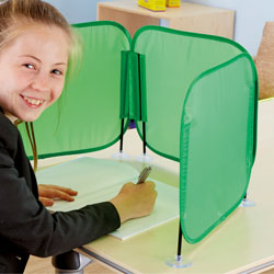 TTS Pop Up Concentration Desk Barrier - in Green